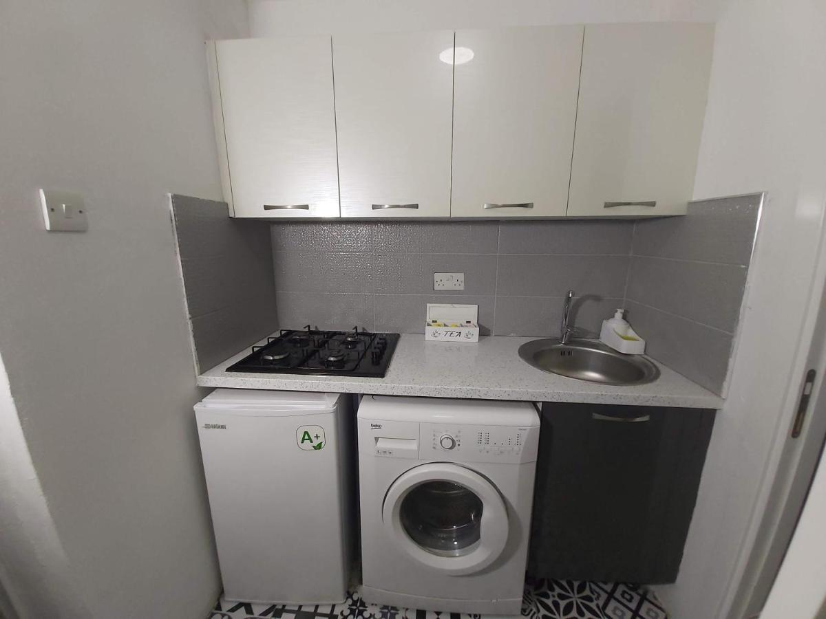 Compact Home 니코시아 외부 사진